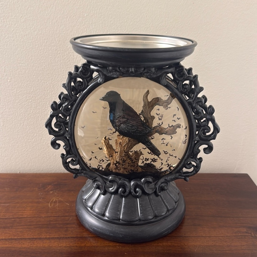 Bath & Body Works Halloween 2022 Raven Water Globe Musical Candle Holder - Picture 3 of 9